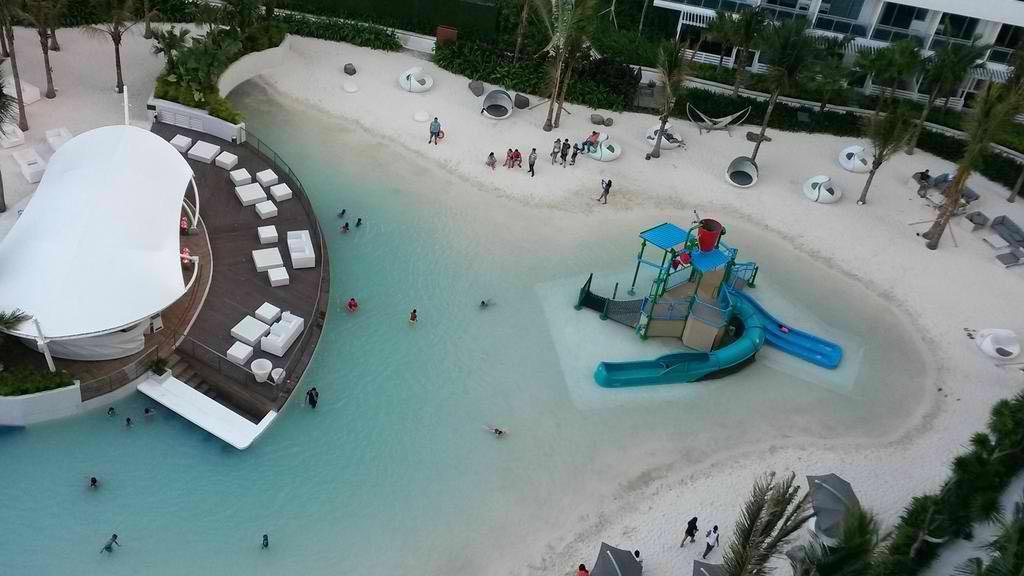 Azure Urban Beach Resort Manila By Radlett Eksteriør bilde