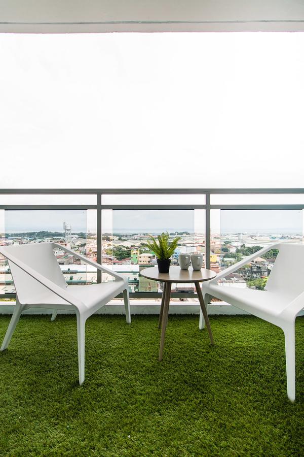 Azure Urban Beach Resort Manila By Radlett Eksteriør bilde